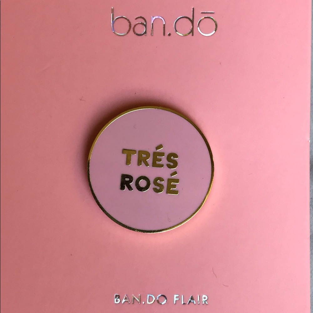 Ban.Do Tres Rose Pin 🥂🍾